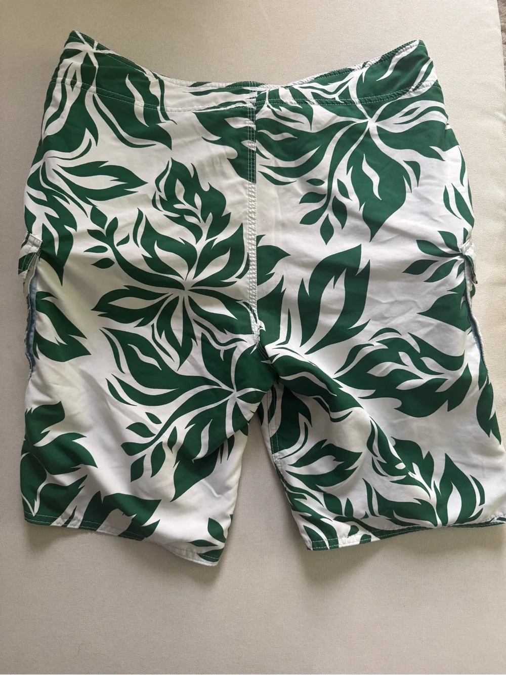 Kirra Men's Floral Swim Shorts